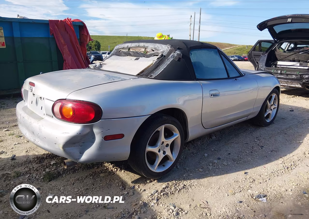 2000 Mazda Mx-5 Miata Ls-Special Edition VIN:JM1NB3539Y0153802 - 4