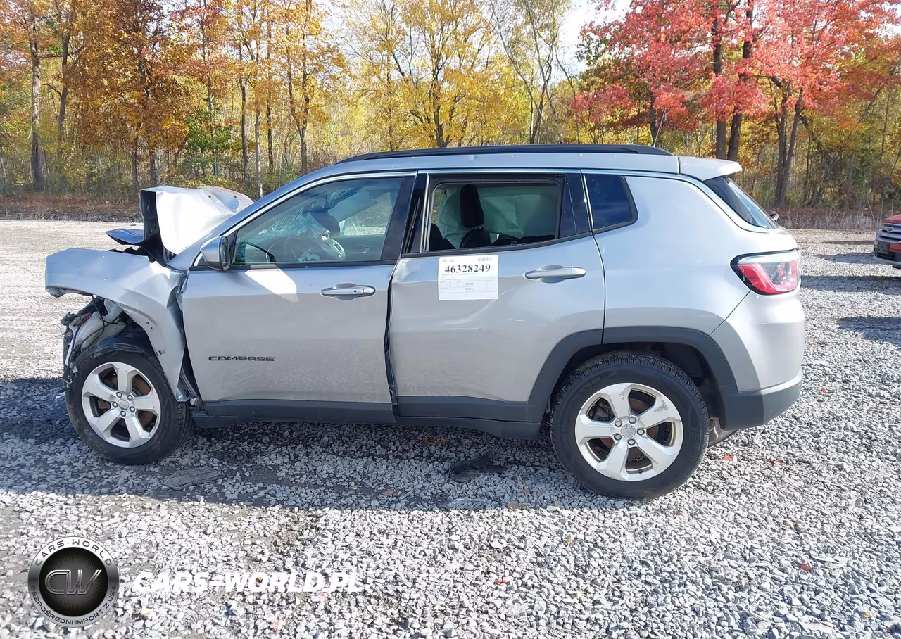 2018 Jeep Compass Latitude 4X4 VIN:3C4NJDBB7JT150328 - 13