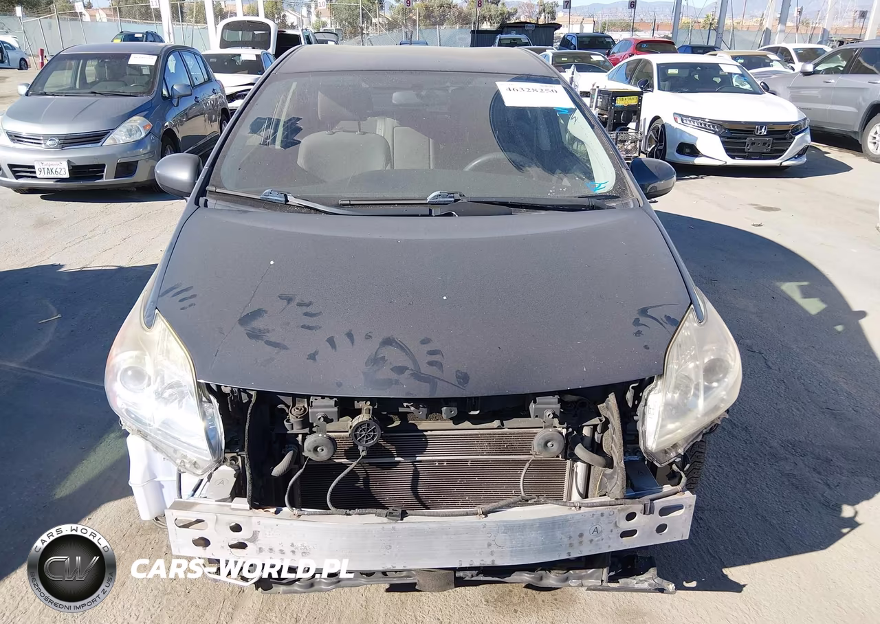 2015 Toyota Prius Three VIN:JTDKN3DU5F0437493 - 13
