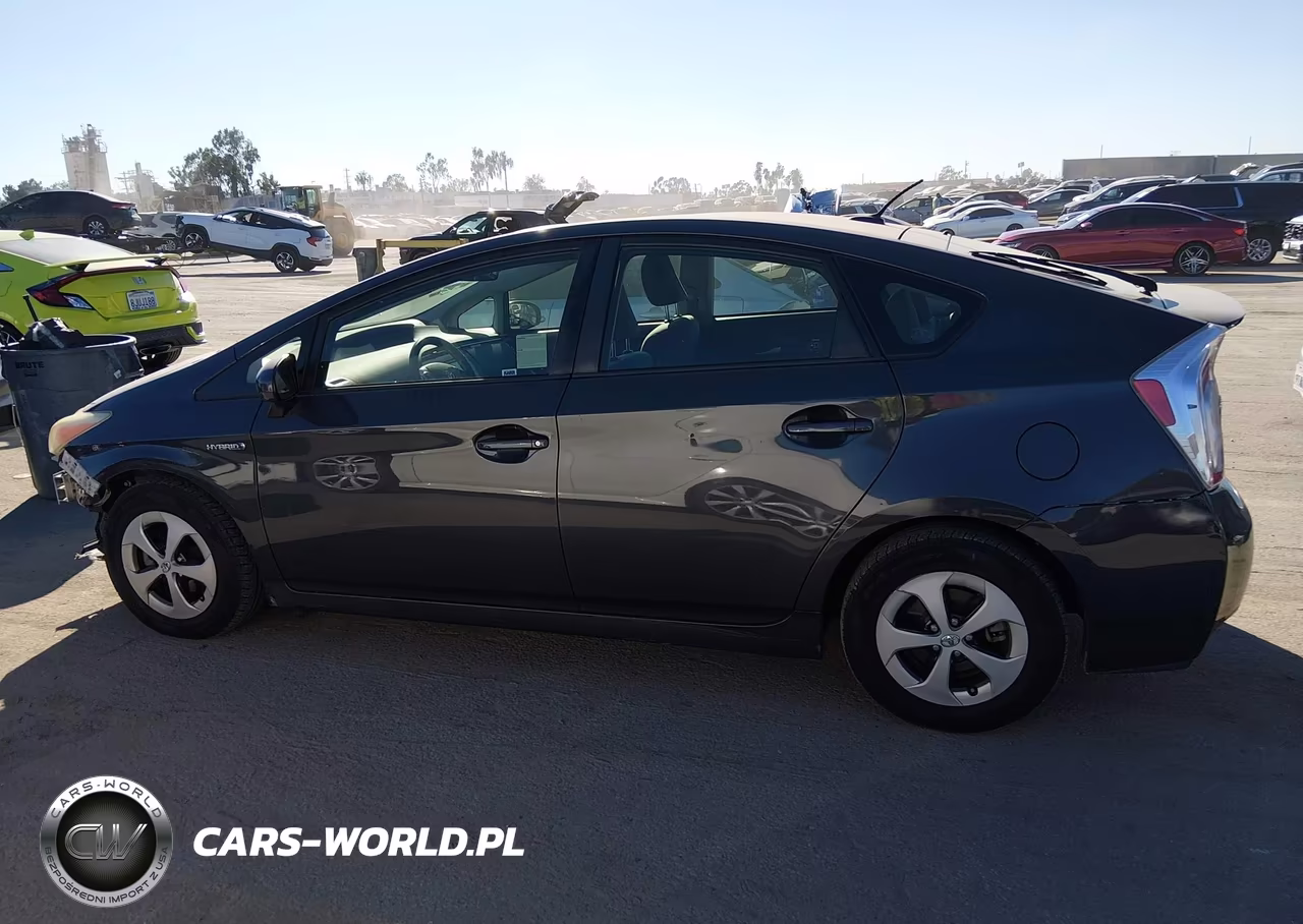 2015 Toyota Prius Three VIN:JTDKN3DU5F0437493 - 15