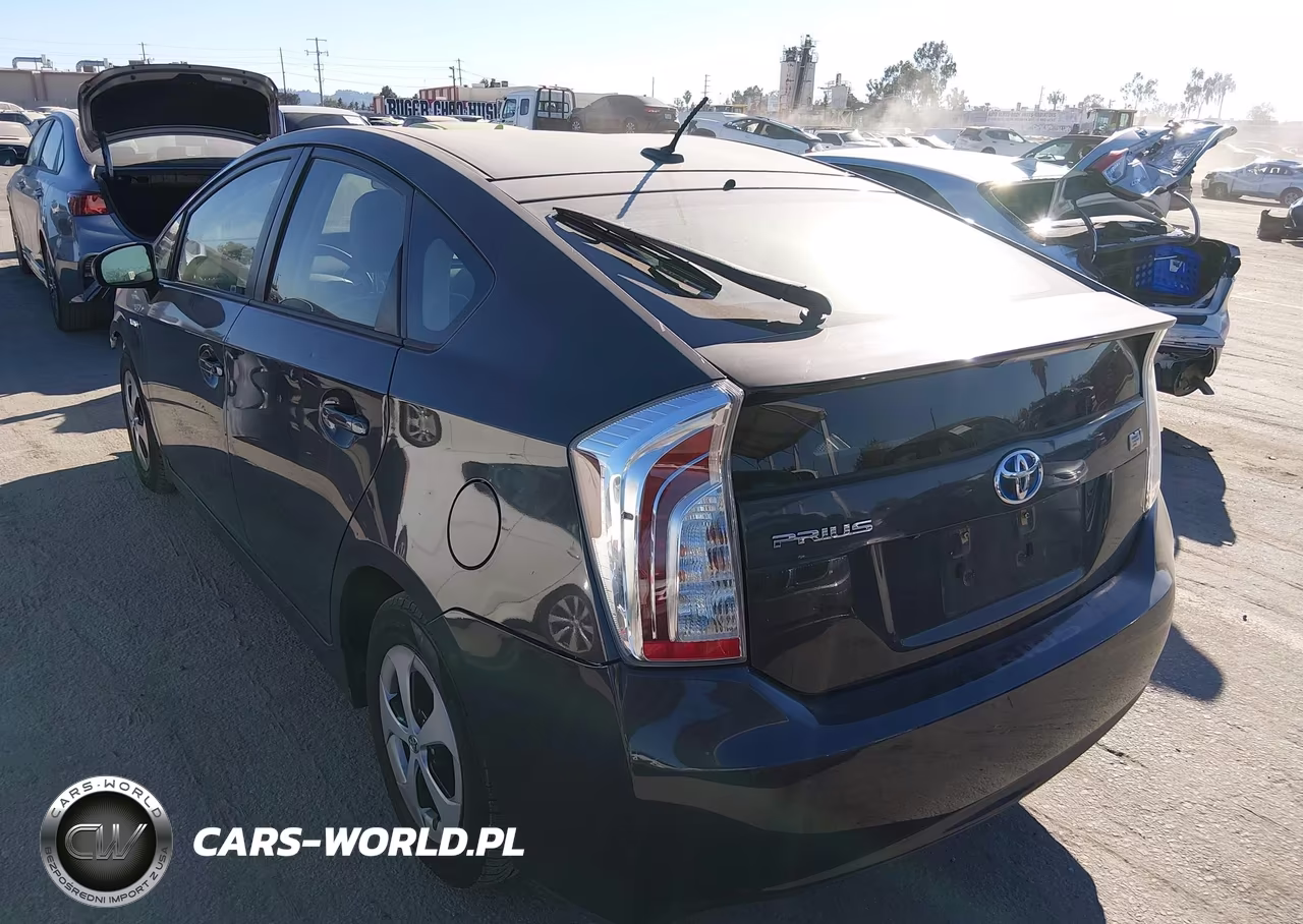 2015 Toyota Prius Three VIN:JTDKN3DU5F0437493 - 3