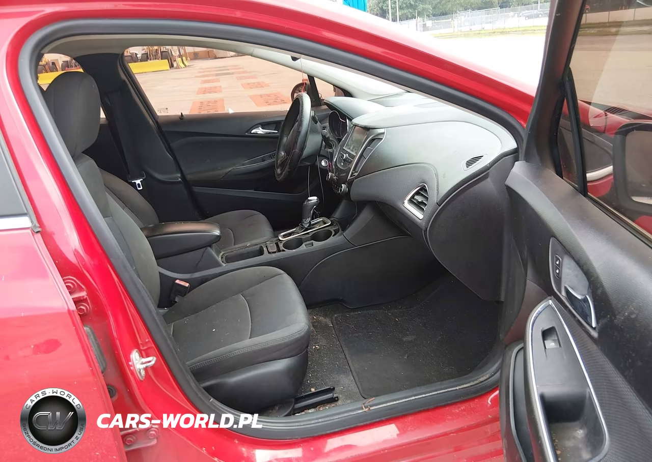 2018 Chevrolet Cruze Lt Auto VIN:3G1BE6SM2JS611518 - 5