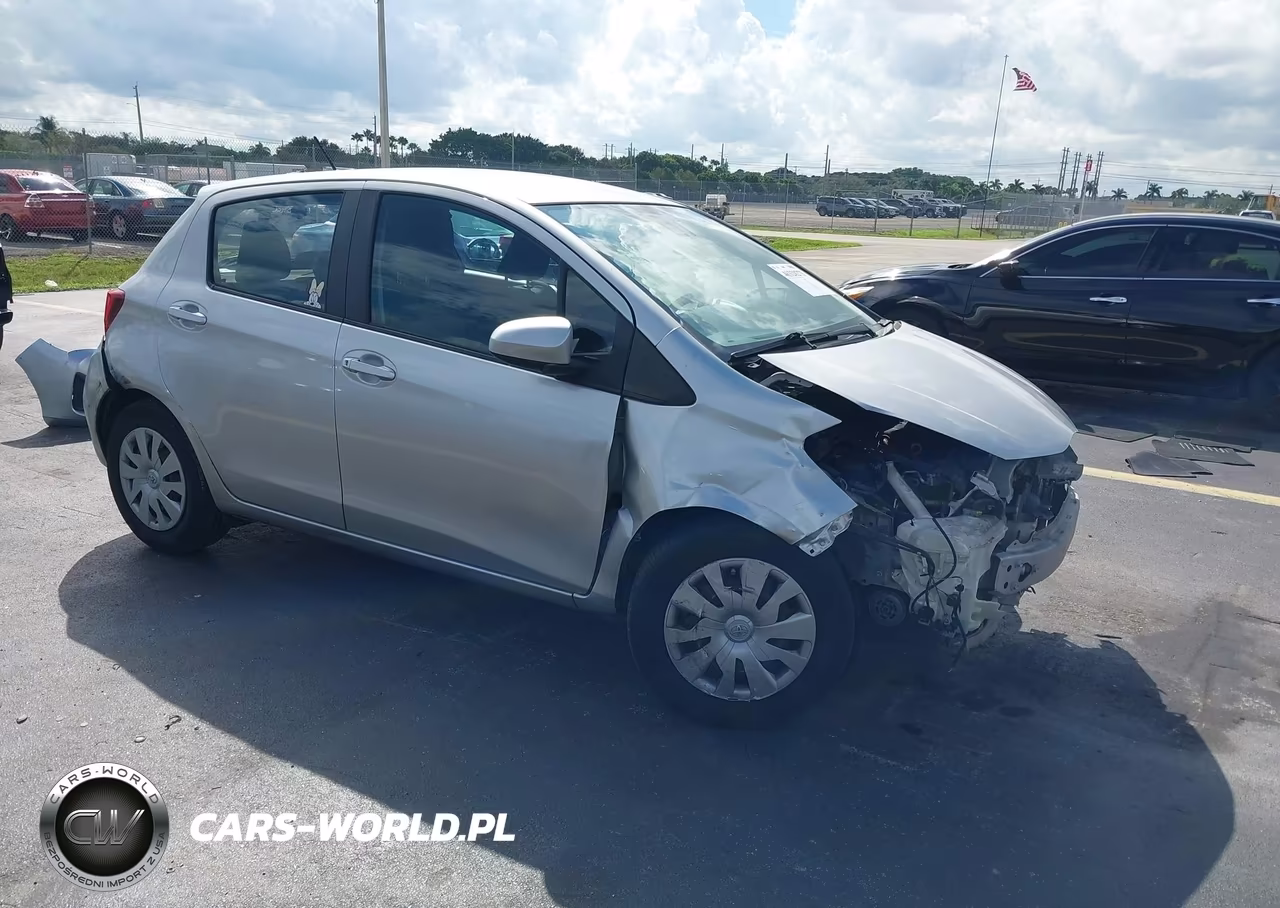 2017 Toyota Yaris L – zdjęcie 1 z 17