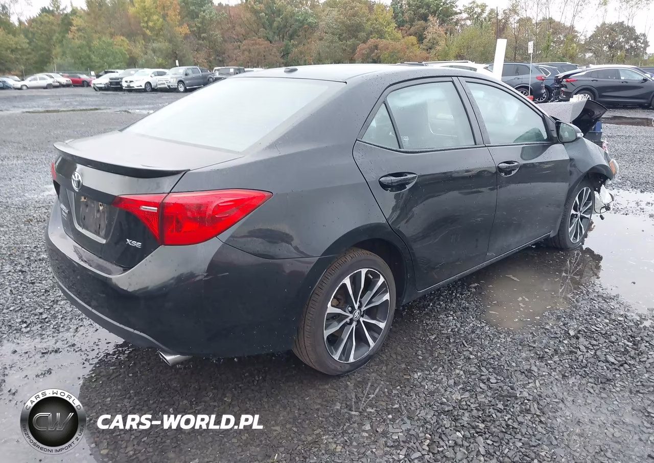 2018 Toyota Corolla Xse VIN:2T1BURHE1JC089747 - 4