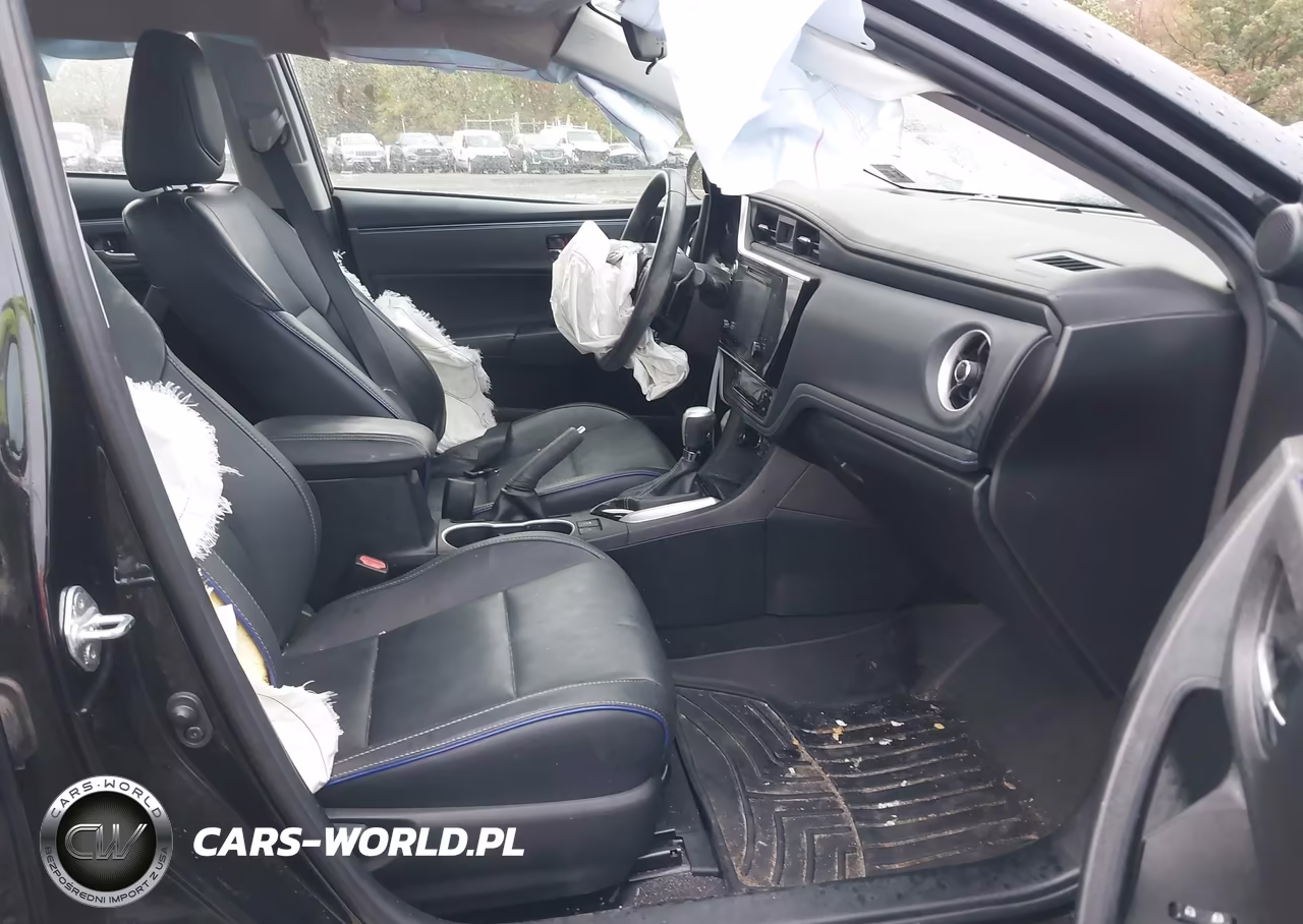 2018 Toyota Corolla Xse VIN:2T1BURHE1JC089747 - 5