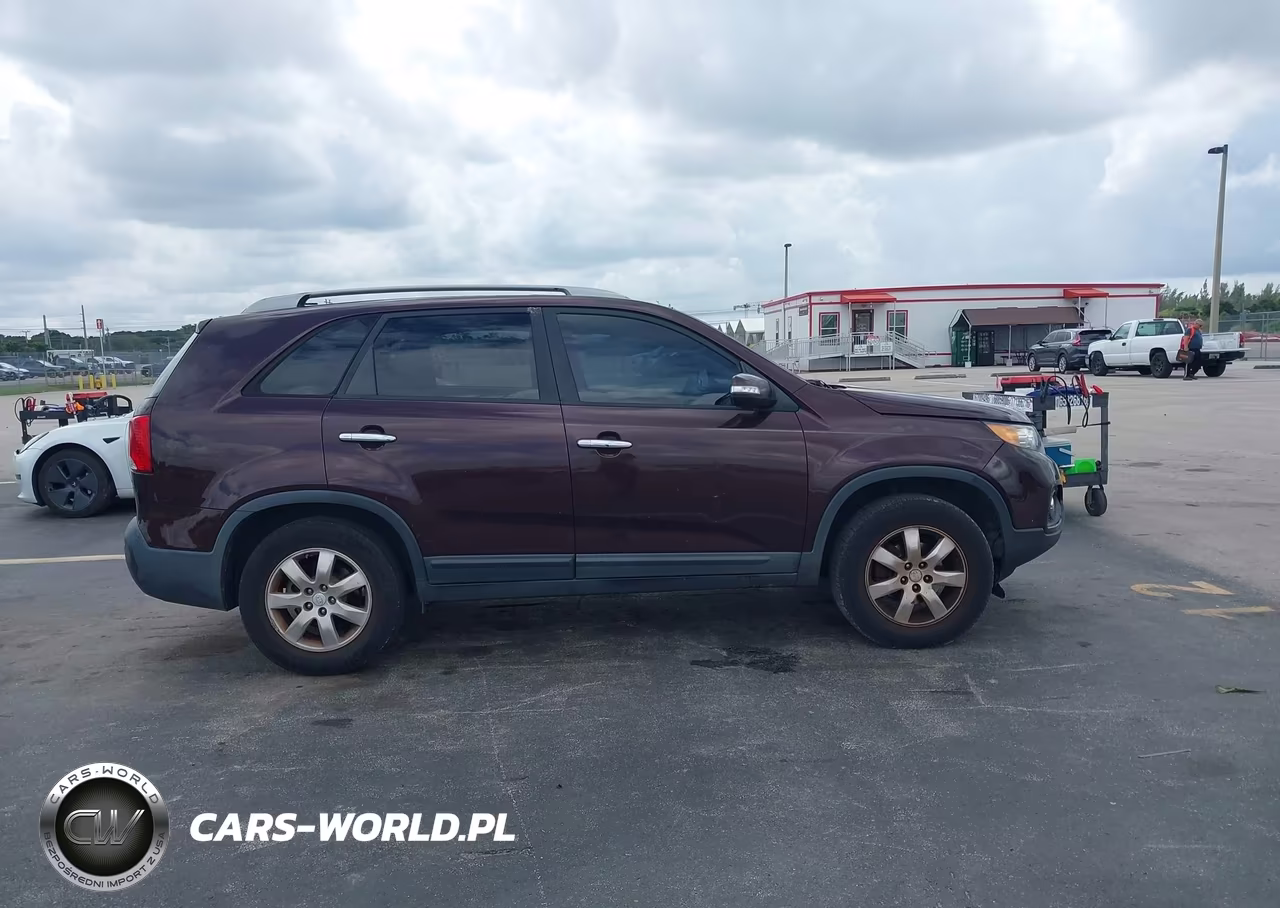 2011 Kia Sorento Lx VIN:5XYKT3A12BG148835 - 13
