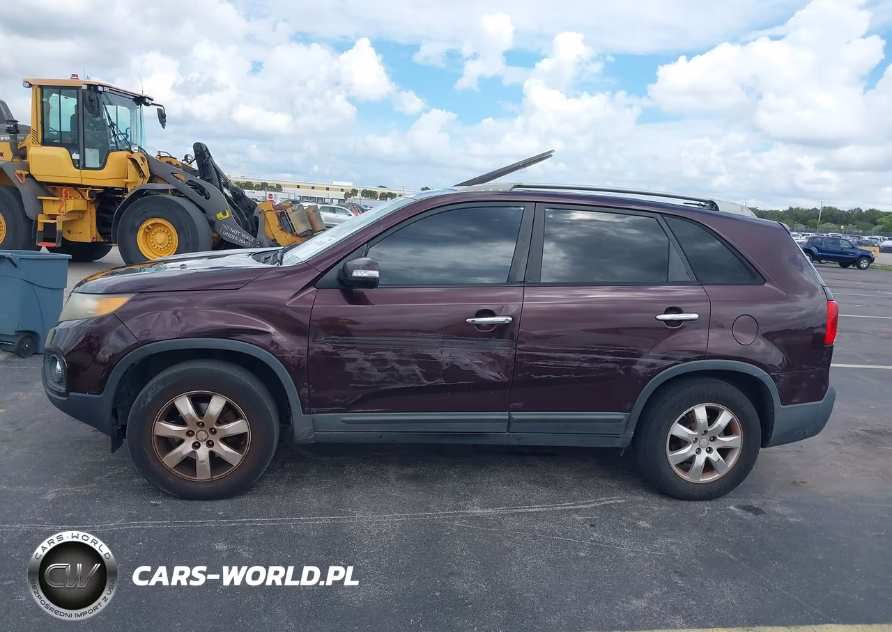2011 Kia Sorento Lx VIN:5XYKT3A12BG148835 - 14