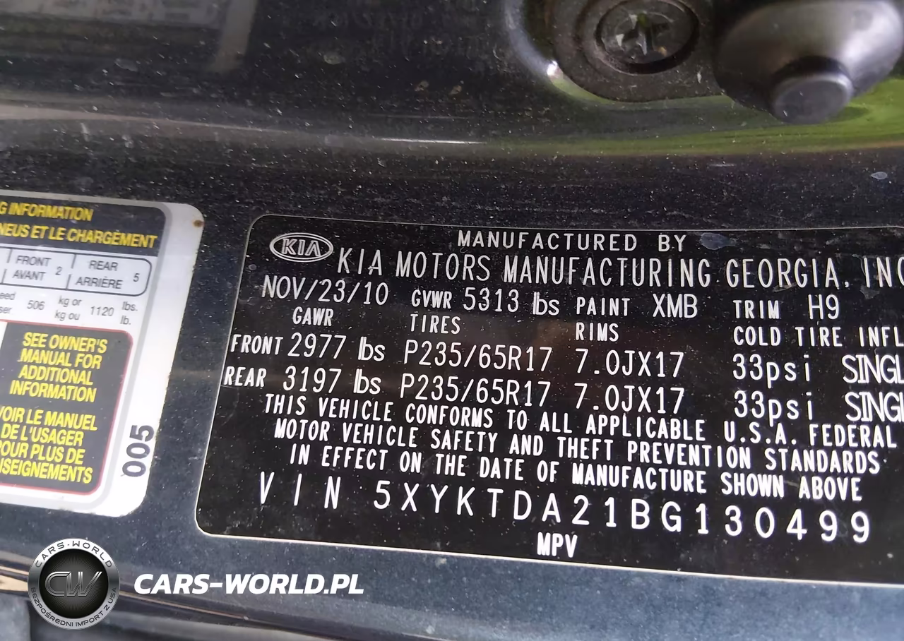 2011 Kia Sorento Lx V6 VIN:5XYKTDA21BG130499 - 9