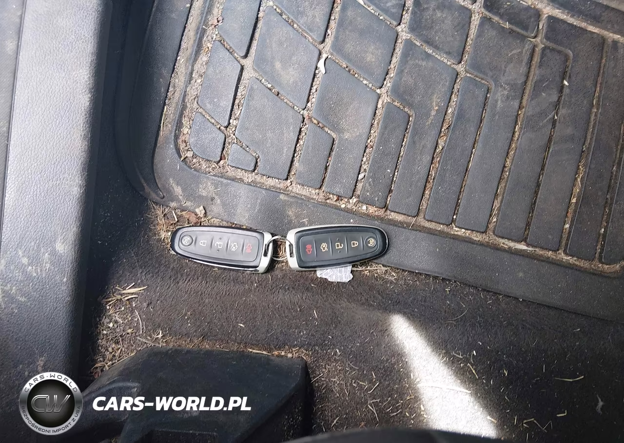 2015 Ford Escape Titanium VIN:1FMCU9J95FUA49856 - 11