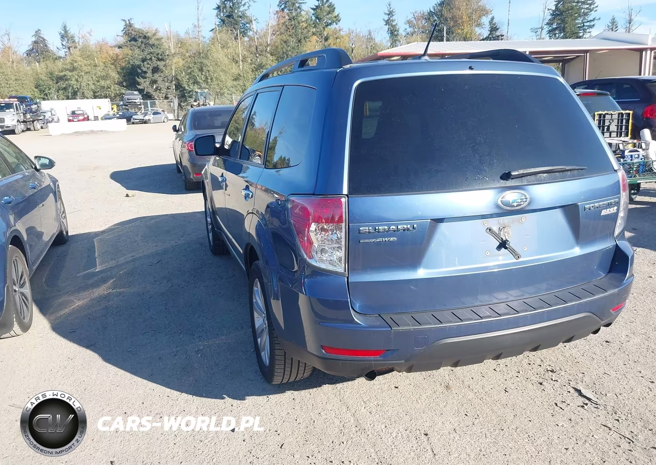 2012 Subaru Forester 2.5X Premium VIN:JF2SHADC9CH469557 - 3