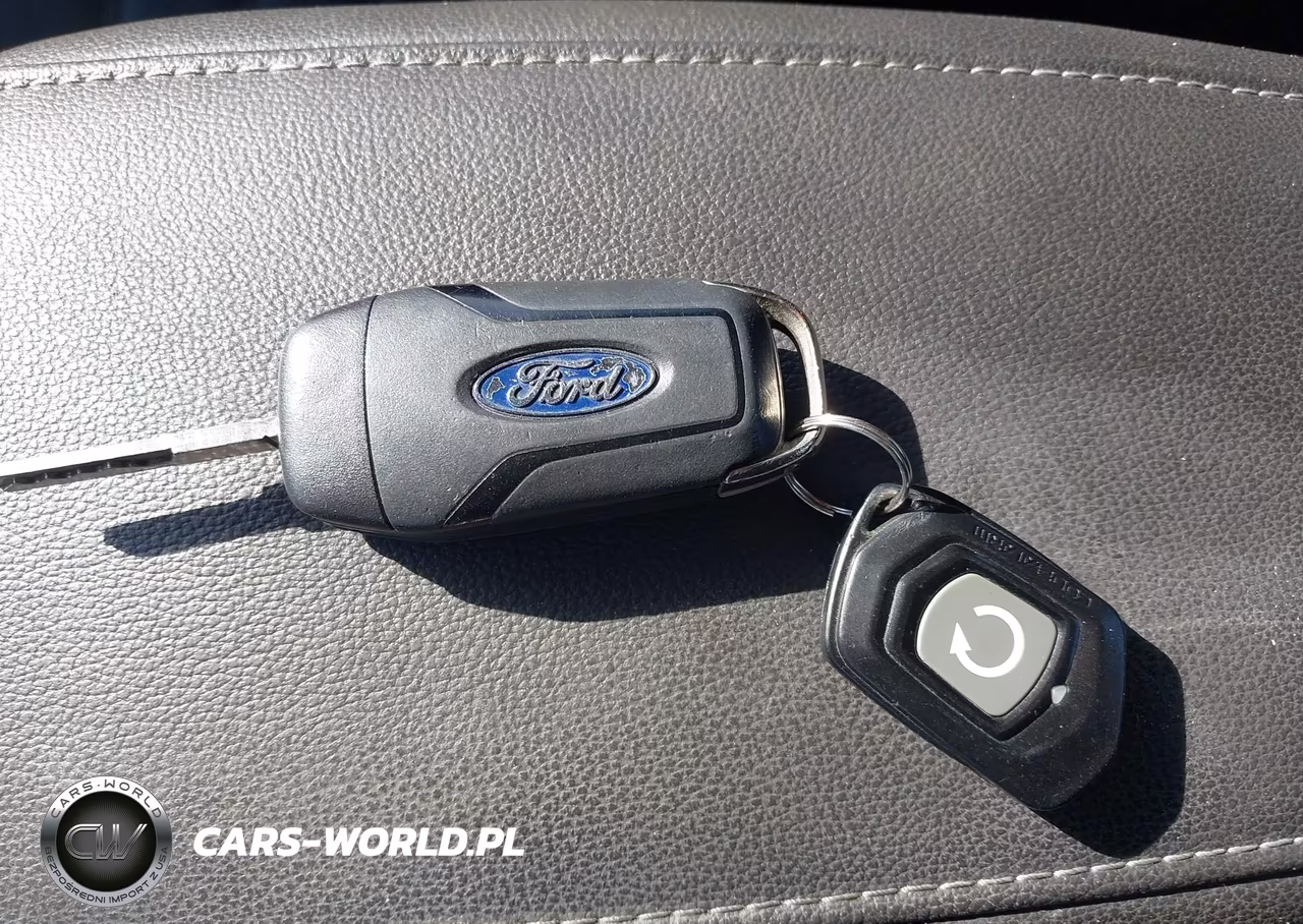 2013 Ford Fusion Hybrid Se VIN:3FA6P0LU1DR237323 - 11