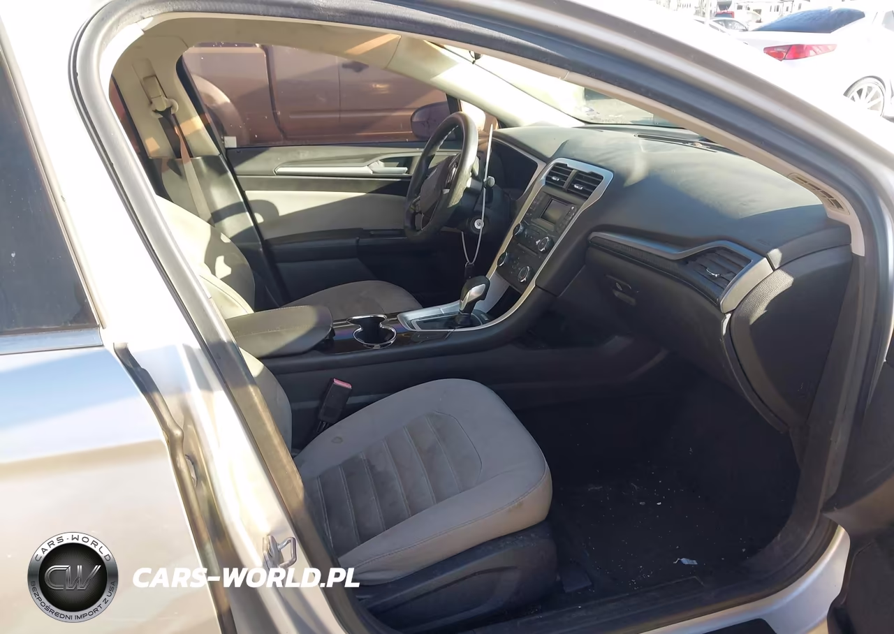 2014 Ford Fusion S VIN:3FA6P0G71ER177730 - 5