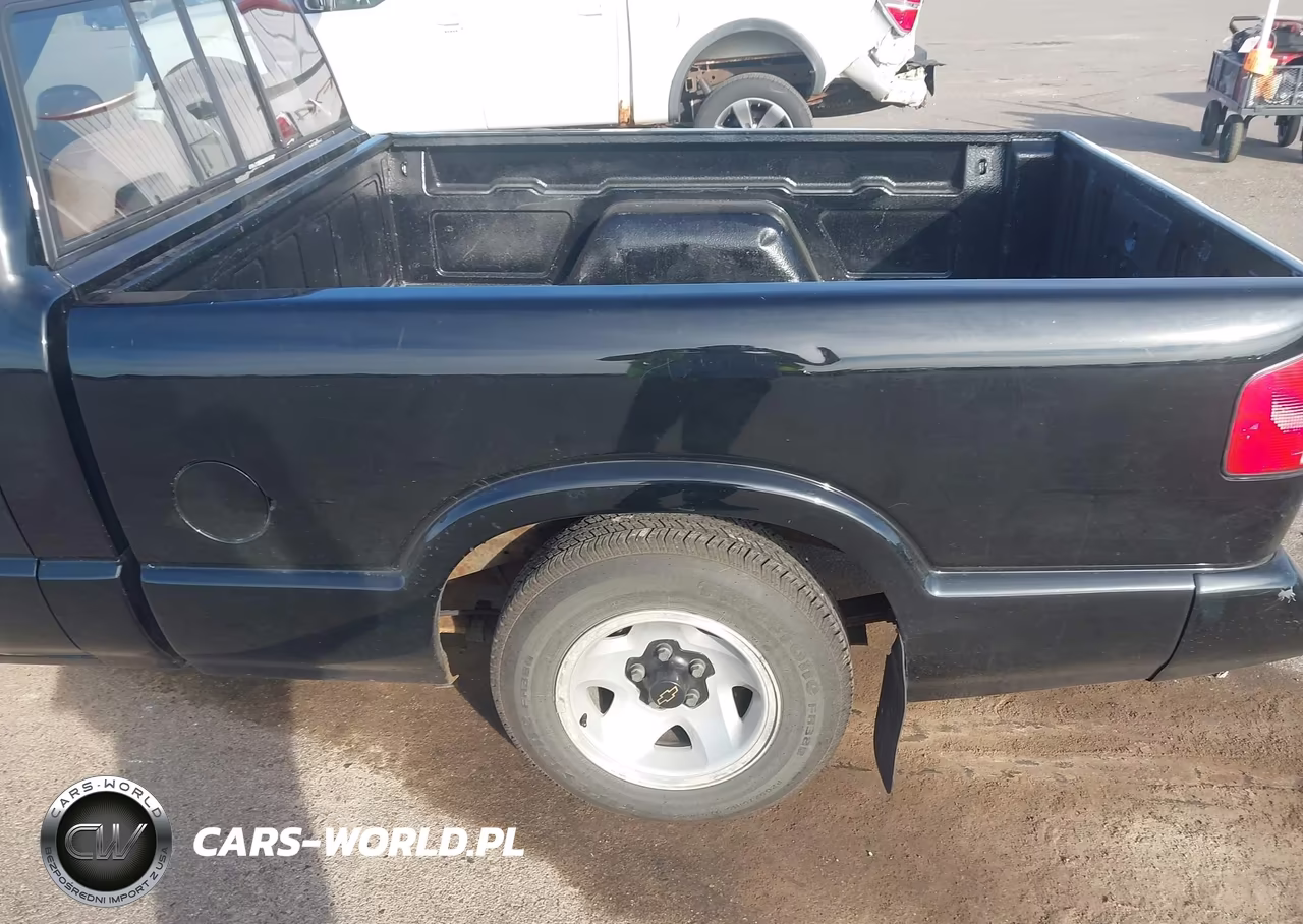 1994 Chevrolet S Truck S10 VIN:1GCCS1440R8213796 - 13