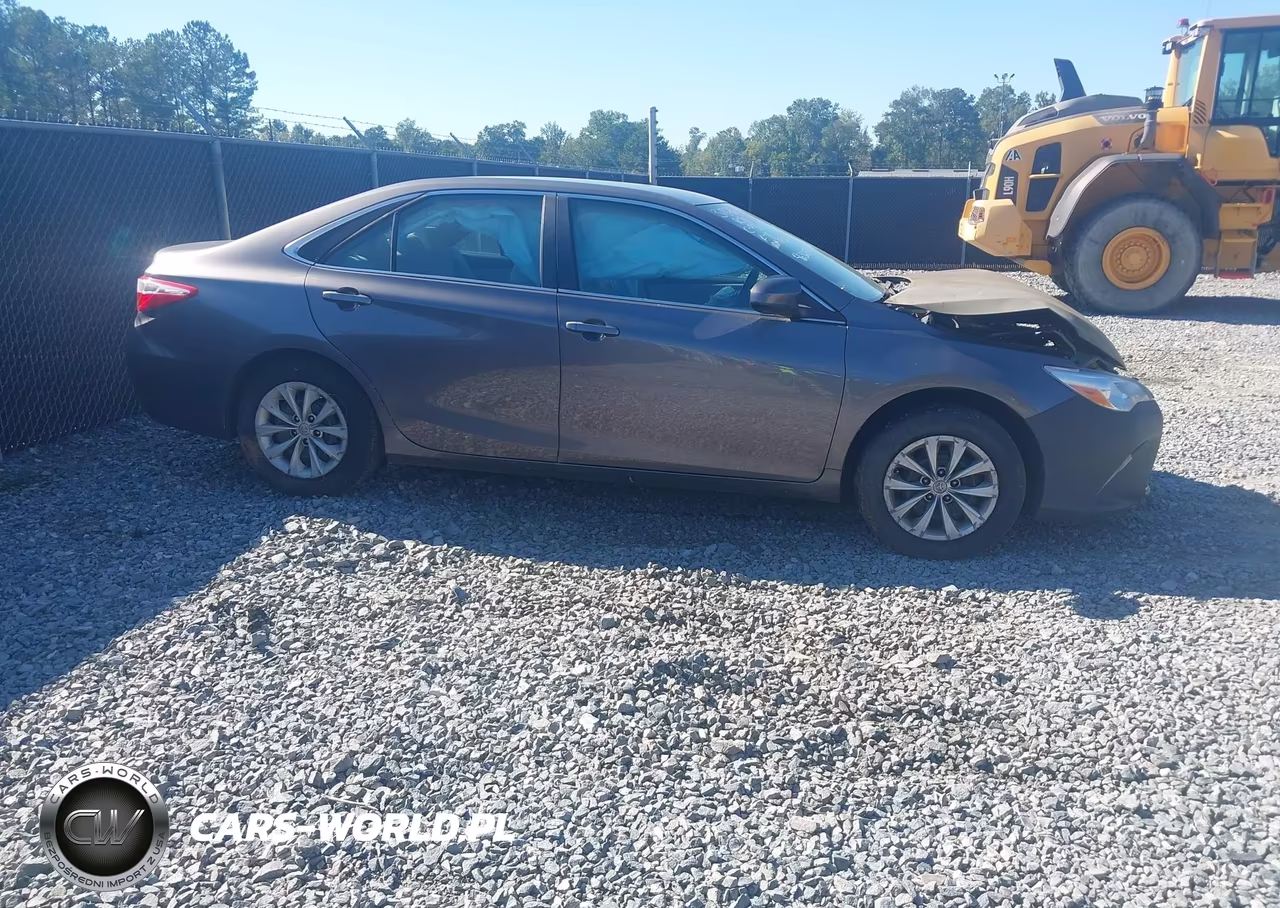 2015 Toyota Camry Le VIN:4T1BF1FK4FU929739 - 13