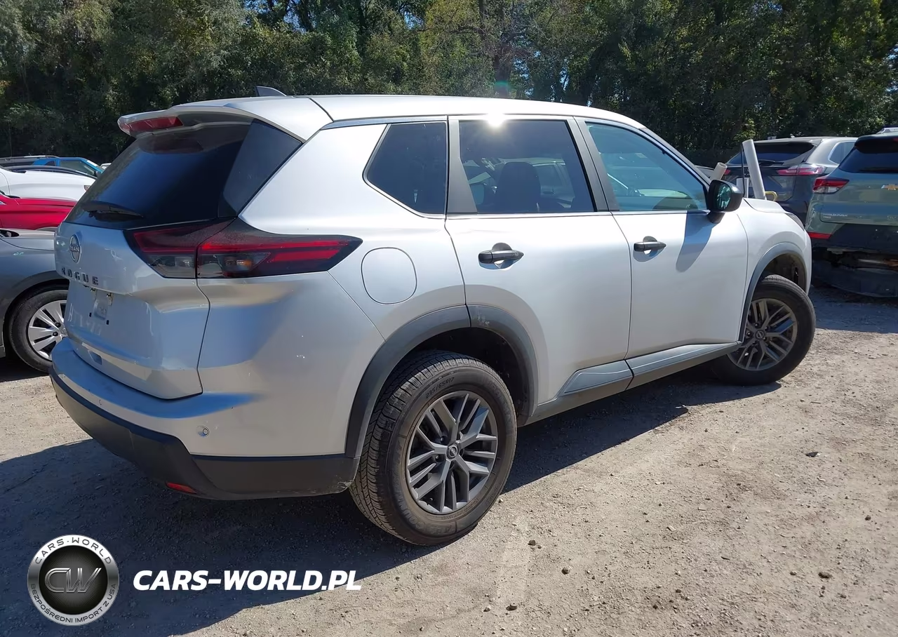 2024 Nissan Rogue S Fwd VIN:5N1BT3AA8RC701904 - 4