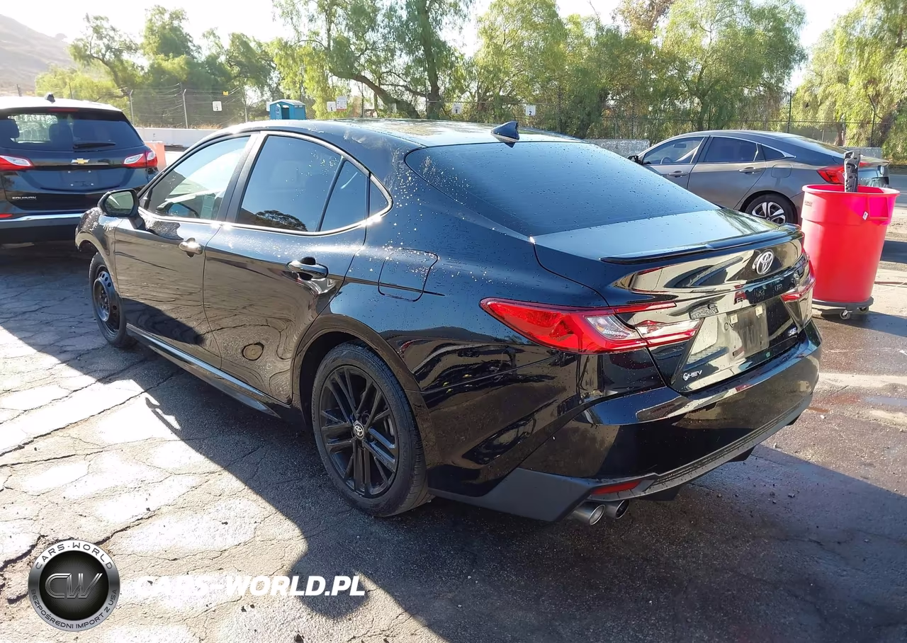 2025 Toyota Camry Se VIN:4T1DAACK6SU557746 - 3