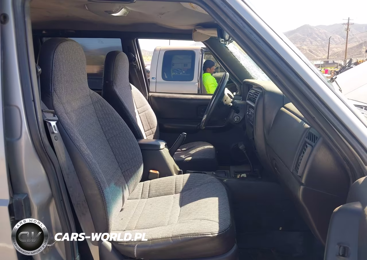 2000 Jeep Cherokee Sport VIN:1J4FF48S6YL262034 - 5
