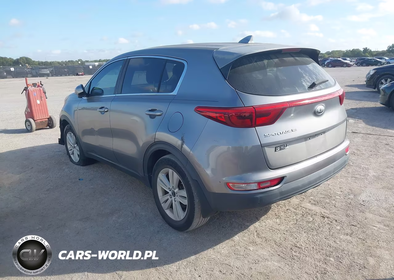 2018 Kia Sportage Lx VIN:KNDPM3AC5J7351394 - 3