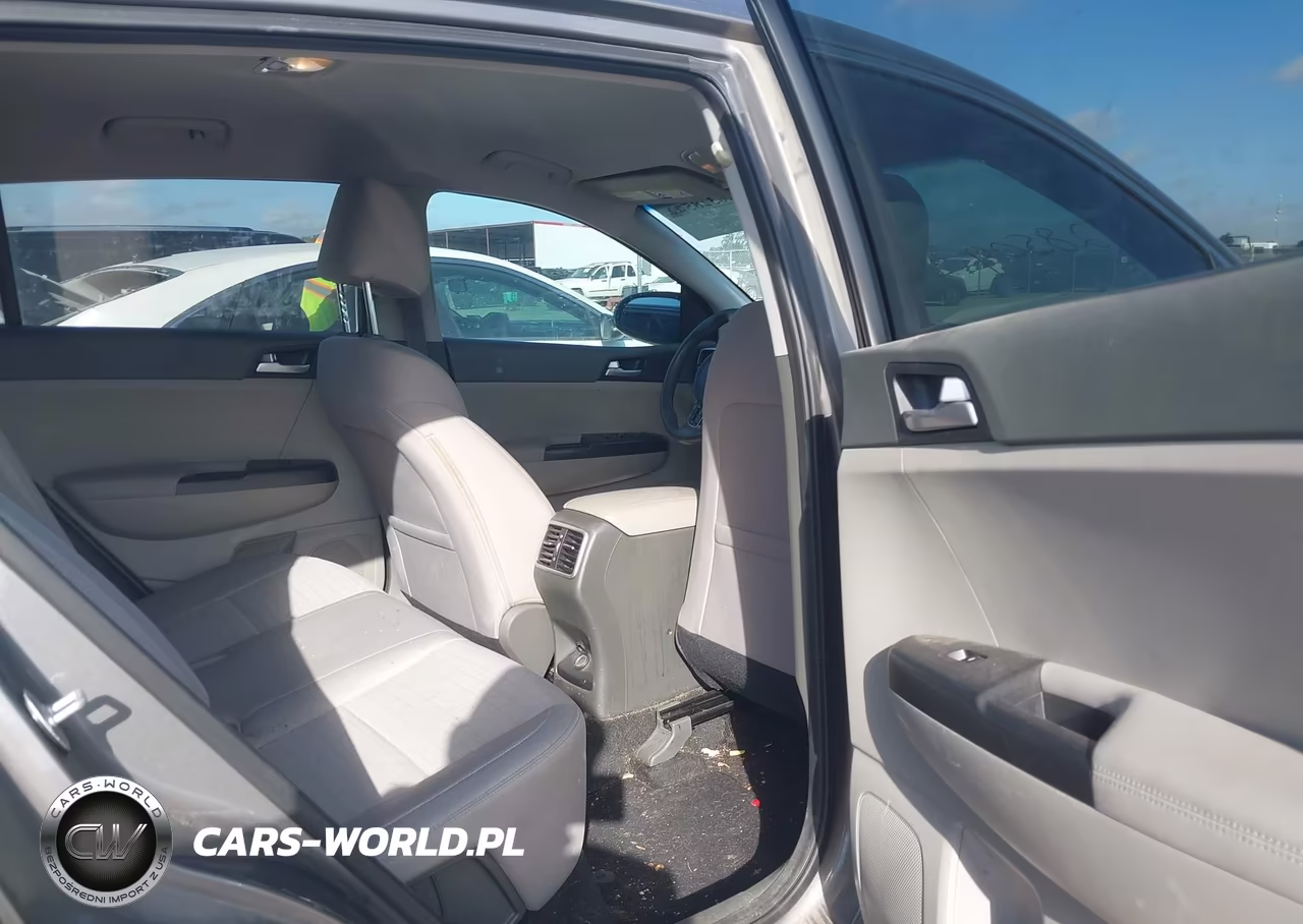 2018 Kia Sportage Lx VIN:KNDPM3AC5J7351394 - 8