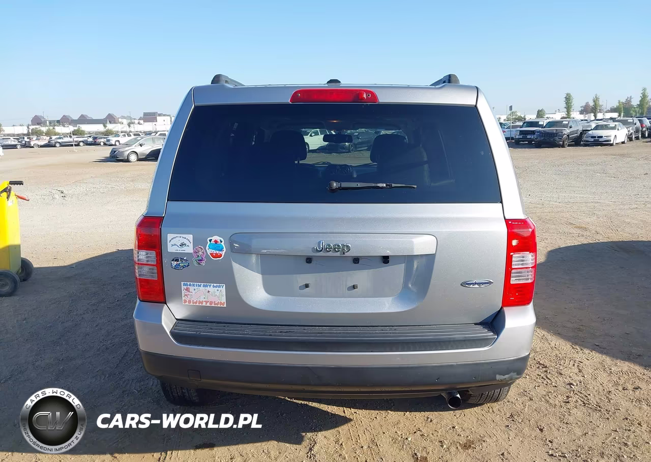 2015 Jeep Patriot High Altitude Edition VIN:1C4NJPFA2FD388720 - 17