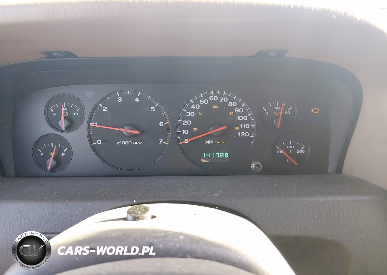 2000 Jeep Grand Cherokee Laredo VIN:1J4GW48S6YC398782 - 7
