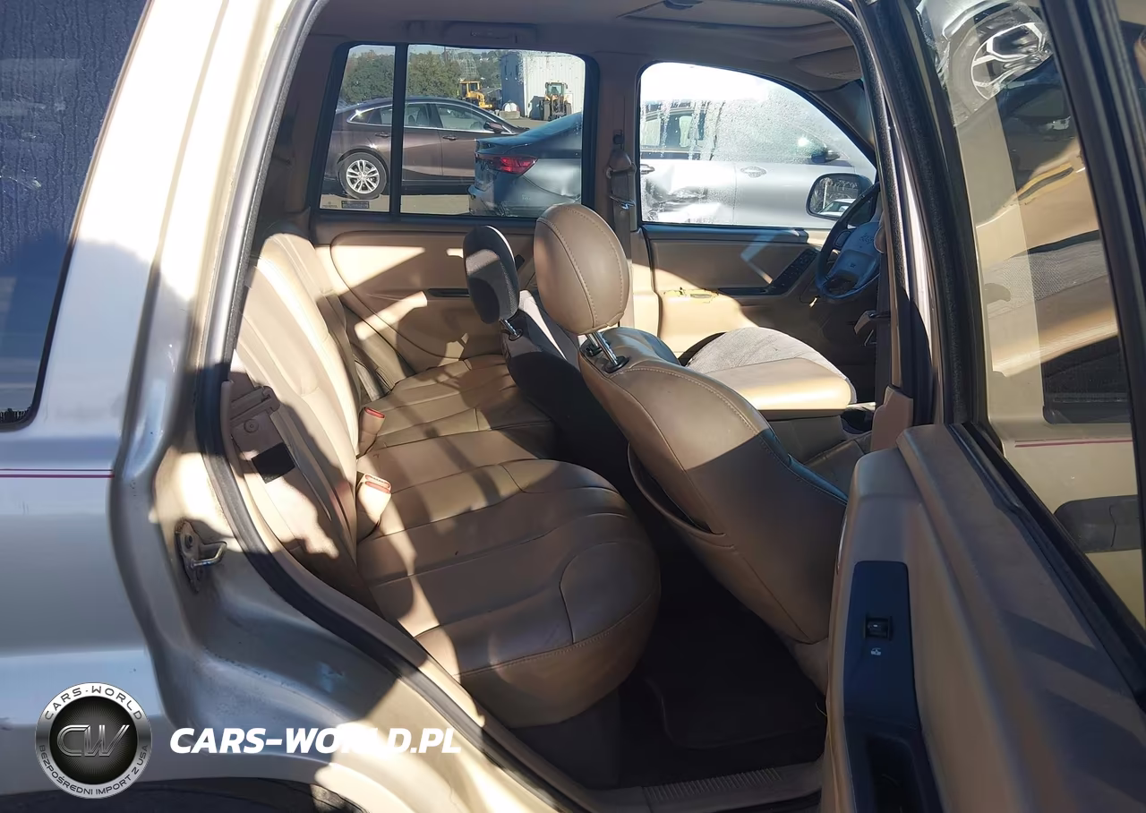 2000 Jeep Grand Cherokee Laredo VIN:1J4GW48S6YC398782 - 8