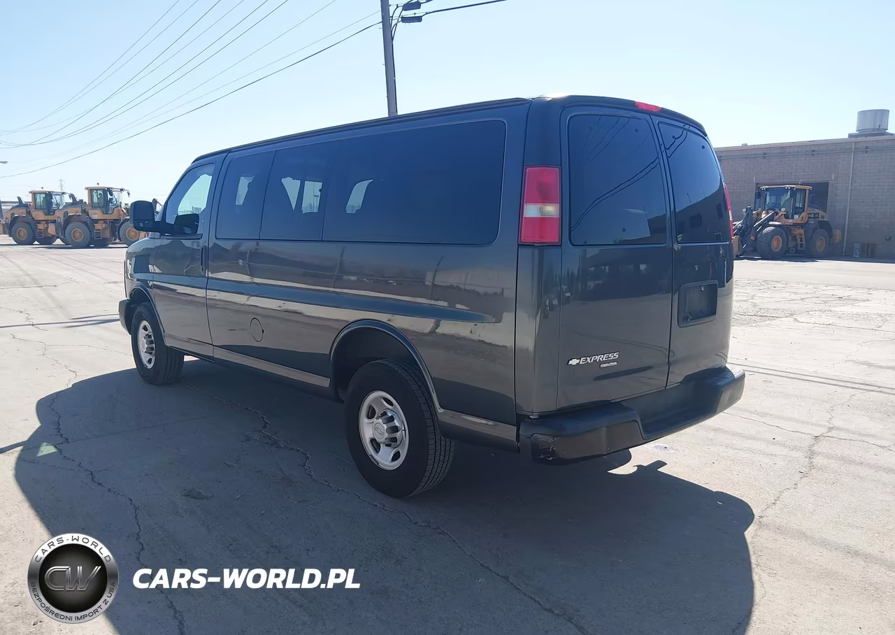 2015 Chevrolet Express 2500 Ls VIN:1GAWGPFF7F1281896 - 3
