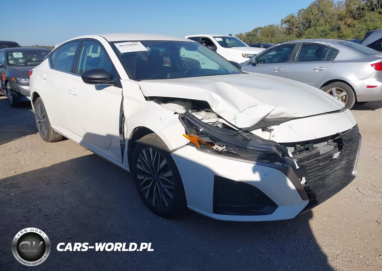 2026 Nissan Altima Sv Awd – zdjęcie 1 z 16