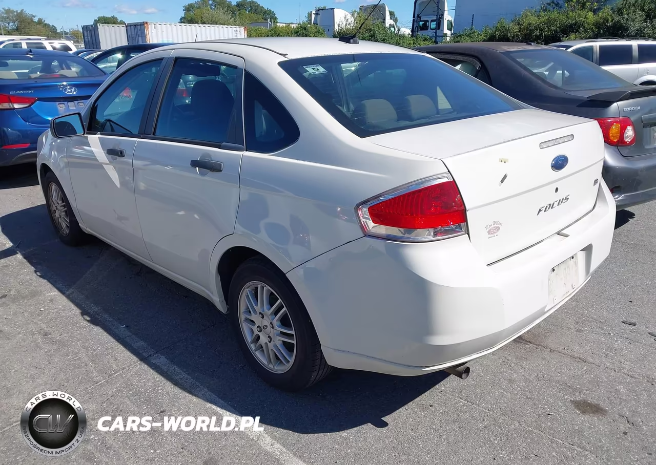 2009 Ford Focus Se VIN:1FAHP35N69W117442 - 3