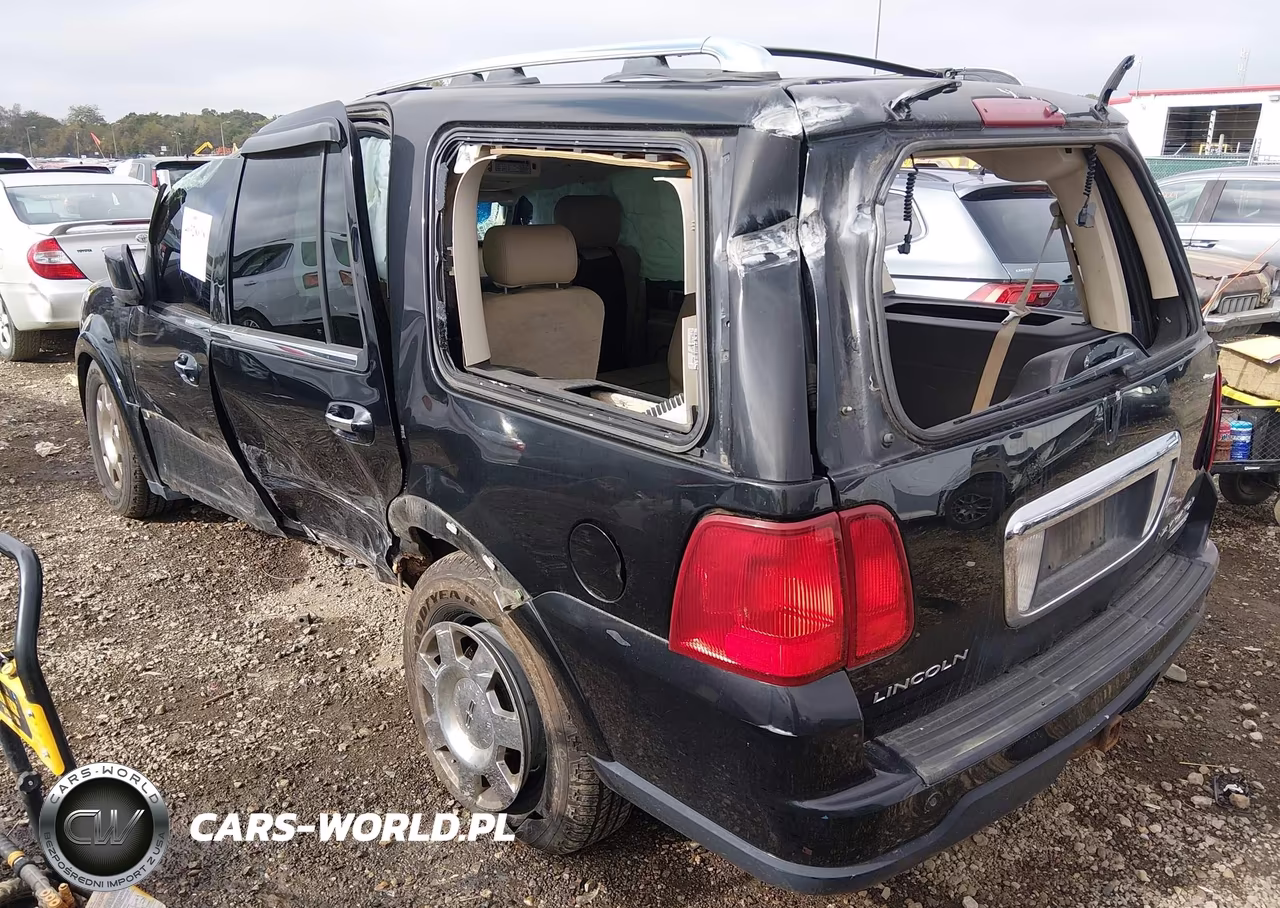2006 Lincoln Navigator Luxury-Ultimate VIN:5LMFU285X6LJ17384 - 3