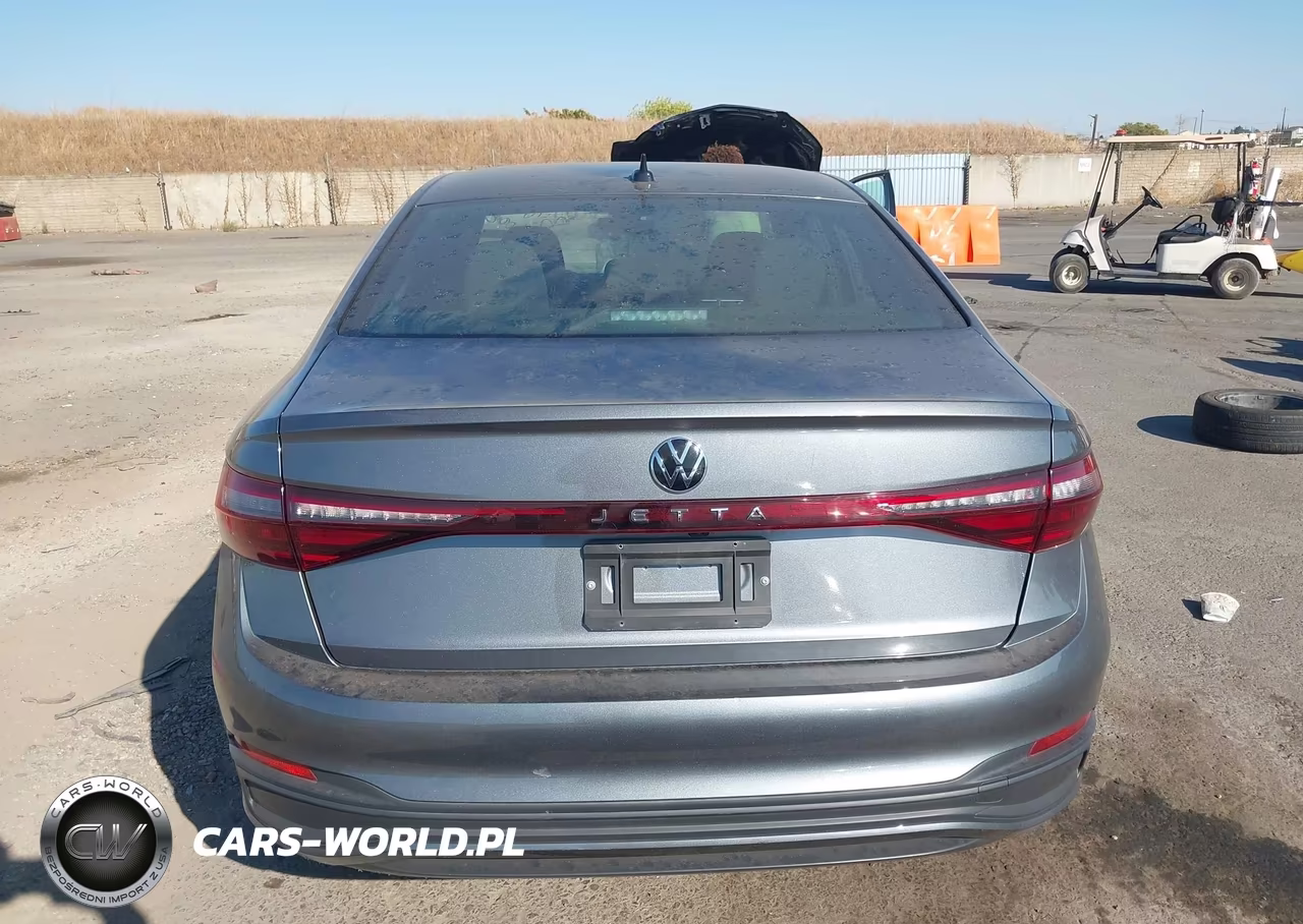 2025 Volkswagen Jetta 1.5T Sport VIN:3VWBX7BU9SM028468 - 16