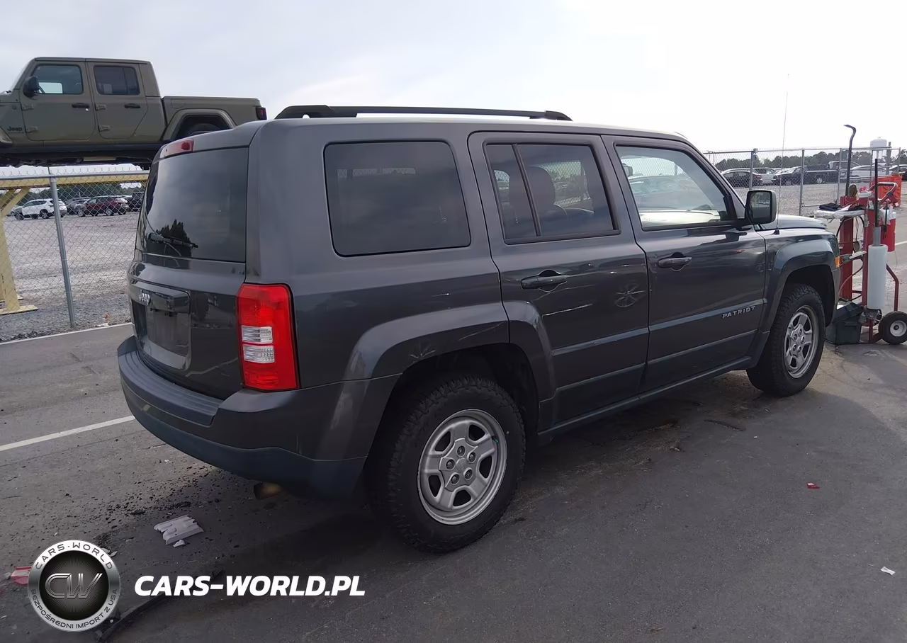 2016 Jeep Patriot Sport VIN:1C4NJPBA3GD526465 - 4