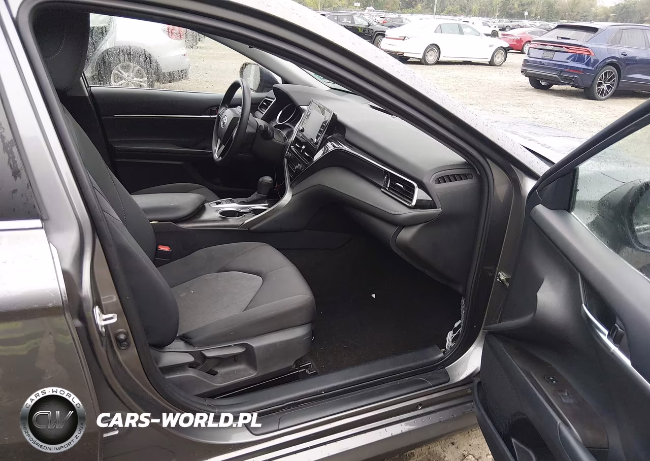 2021 Toyota Camry Le Hybrid VIN:4T1C31AK2MU551678 - 5