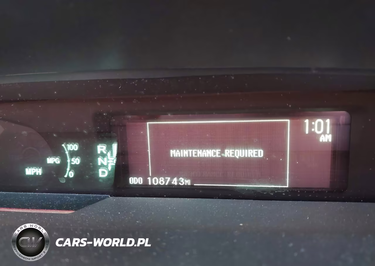 2015 Toyota Prius Two VIN:JTDKN3DU0F1903857 - 16
