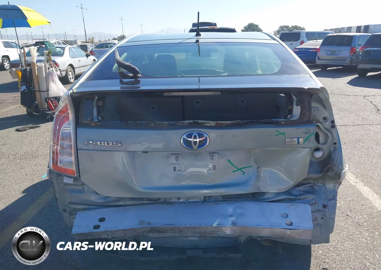 2015 Toyota Prius Two VIN:JTDKN3DU0F1903857 - 19