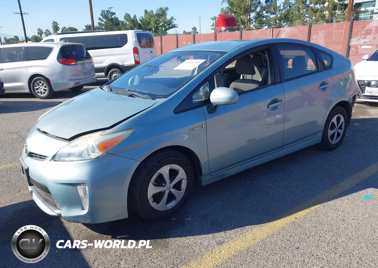 2015 Toyota Prius Two VIN:JTDKN3DU0F1903857 - 2