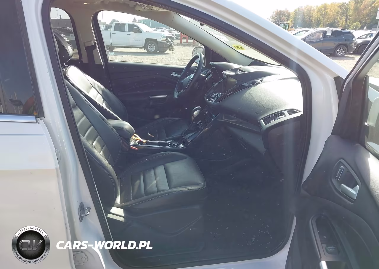 2014 Ford Escape Titanium VIN:1FMCU9J90EUC24884 - 5
