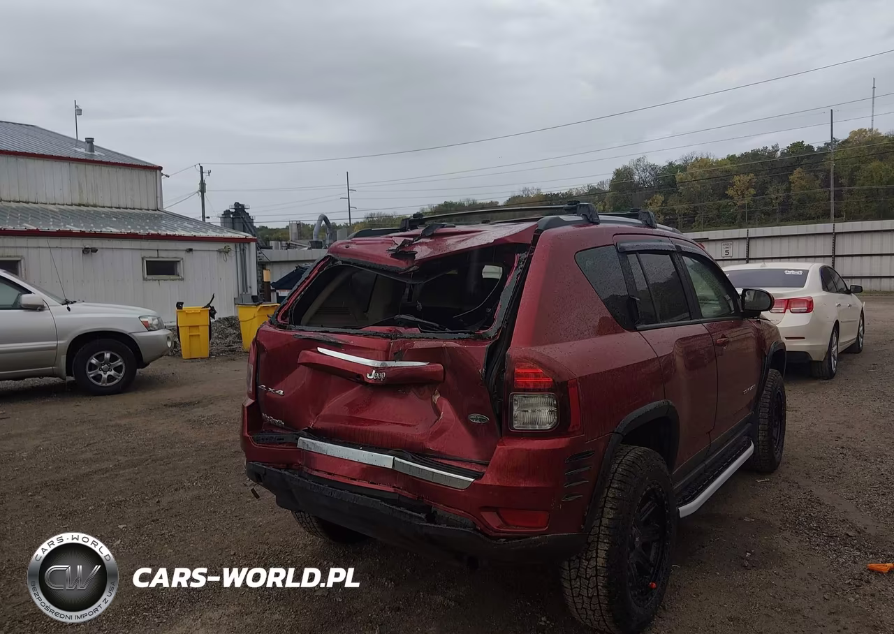 2015 Jeep Compass High Altitude Edition VIN:1C4NJDEB1FD155193 - 13