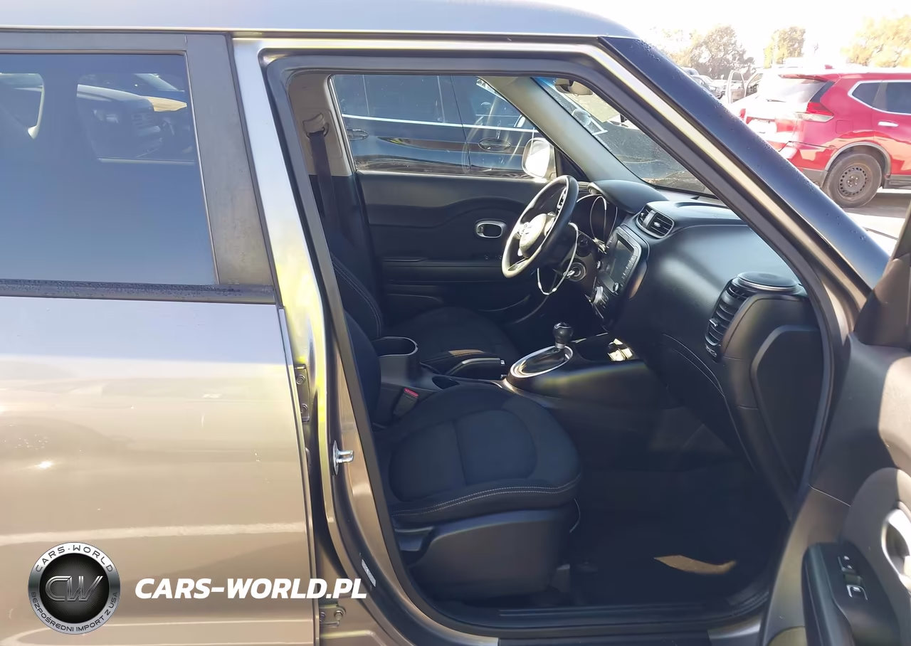 2018 Kia Soul + VIN:KNDJP3A59J7613092 - 5