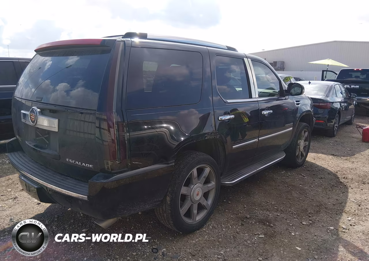 2014 Cadillac Escalade Luxury VIN:1GYS3BEF8ER153120 - 4