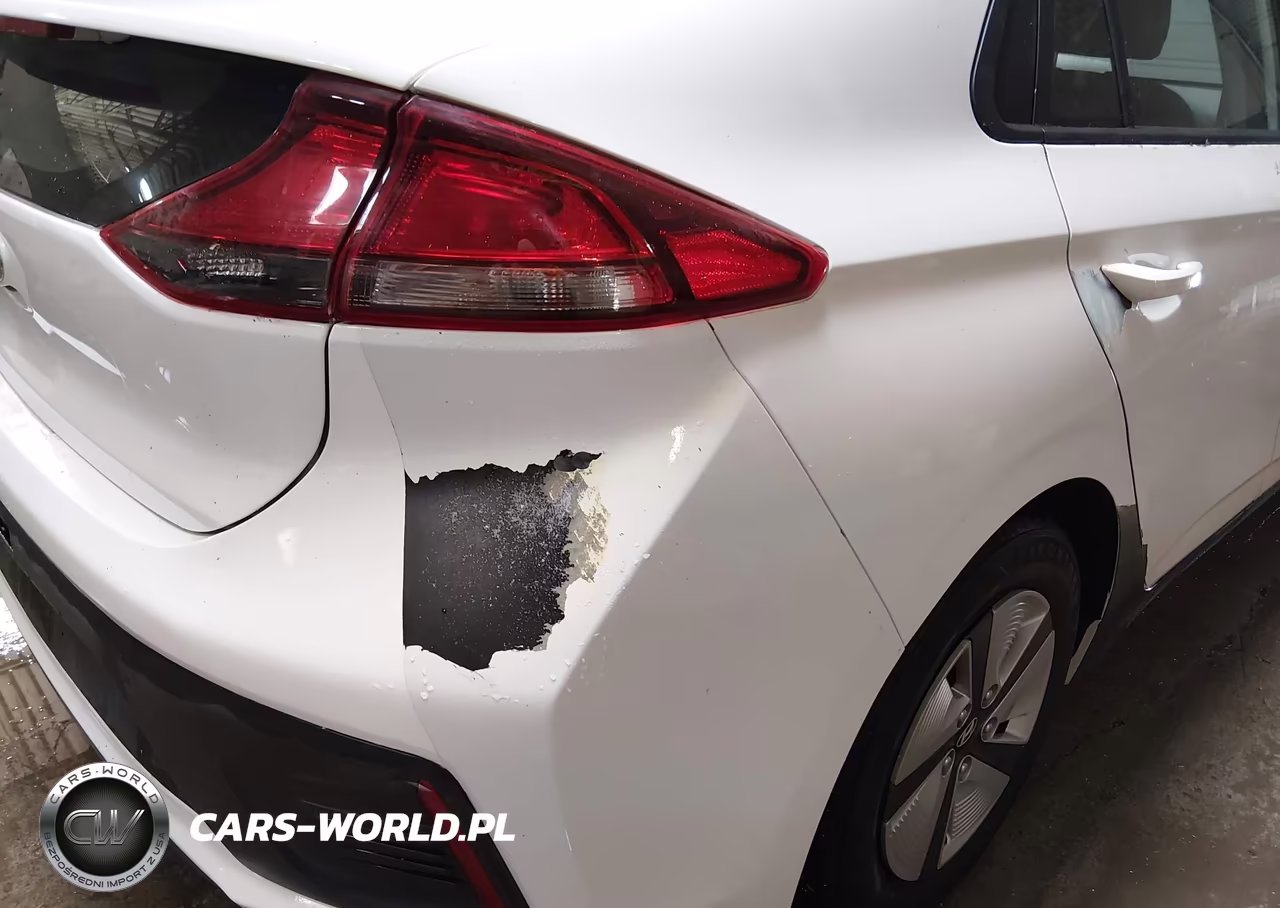 2020 Hyundai Ioniq Hybrid Blue VIN:KMHC65LC6LU220301 - 15