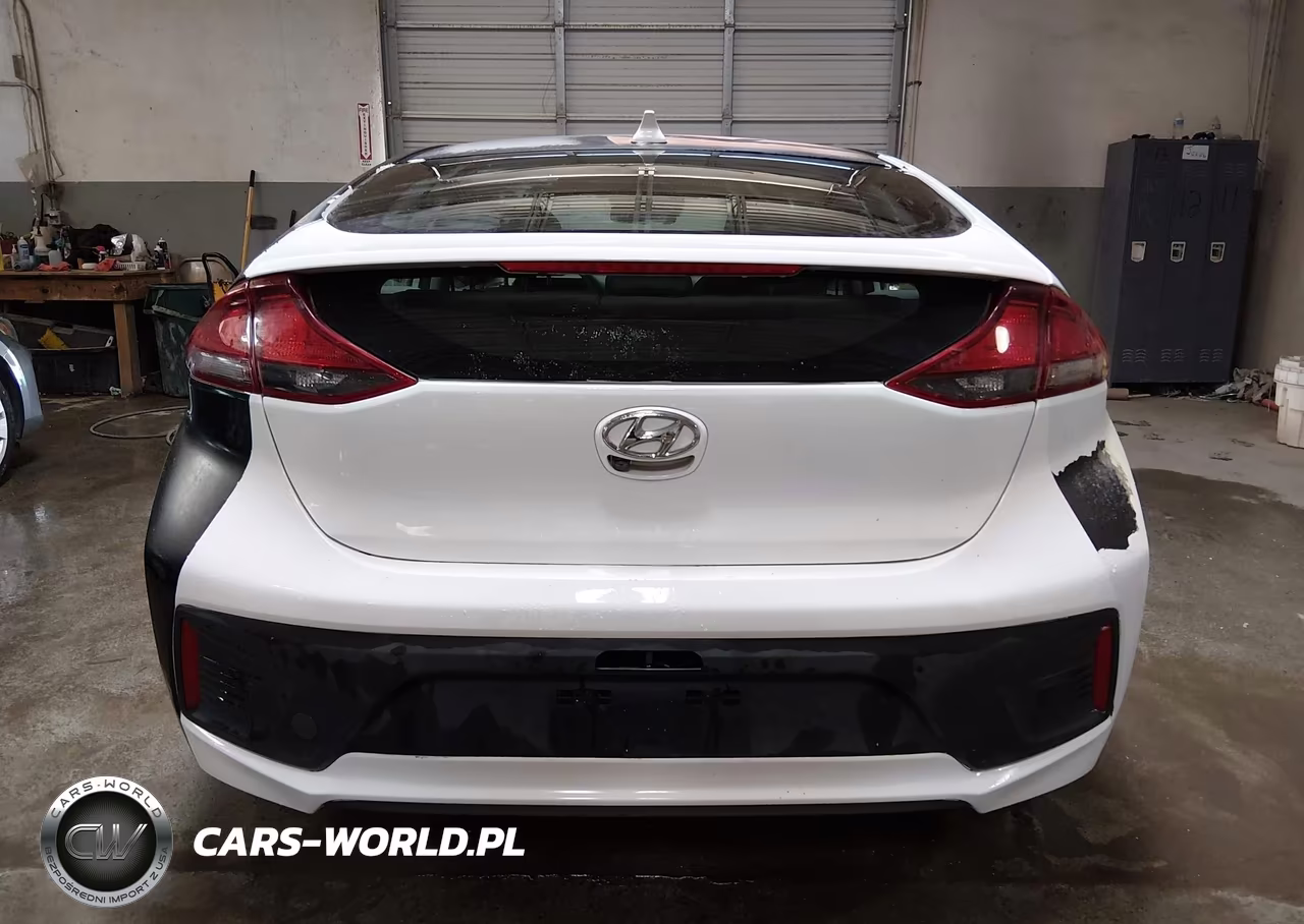 2020 Hyundai Ioniq Hybrid Blue VIN:KMHC65LC6LU220301 - 21