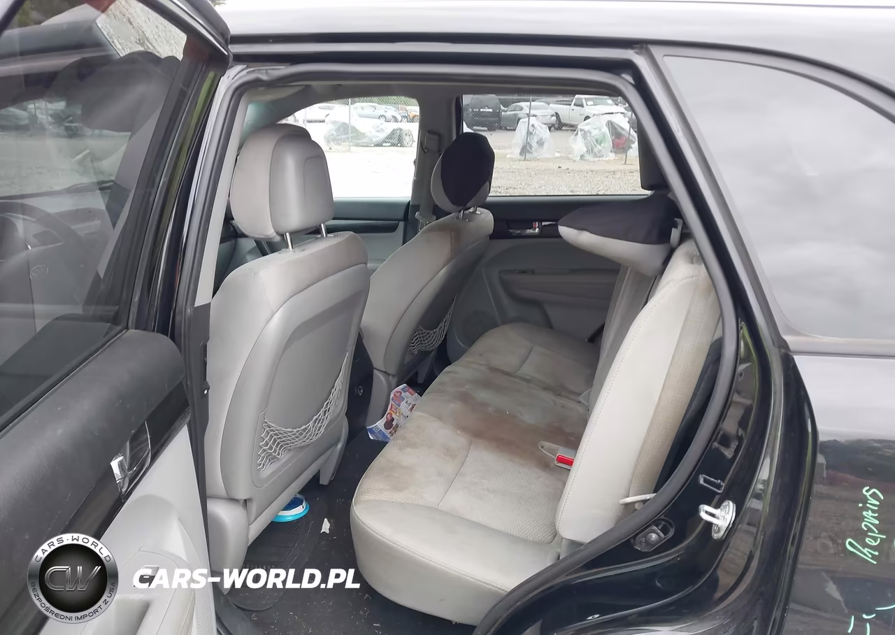 2011 Kia Sorento Lx VIN:5XYKT4A10BG145633 - 8