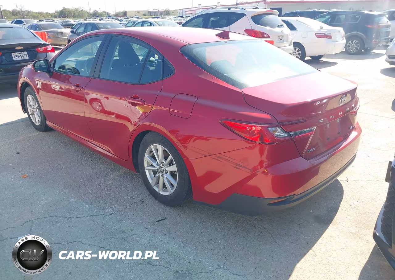 2025 Toyota Camry Le VIN:4T1DAACK5SU135662 - 3