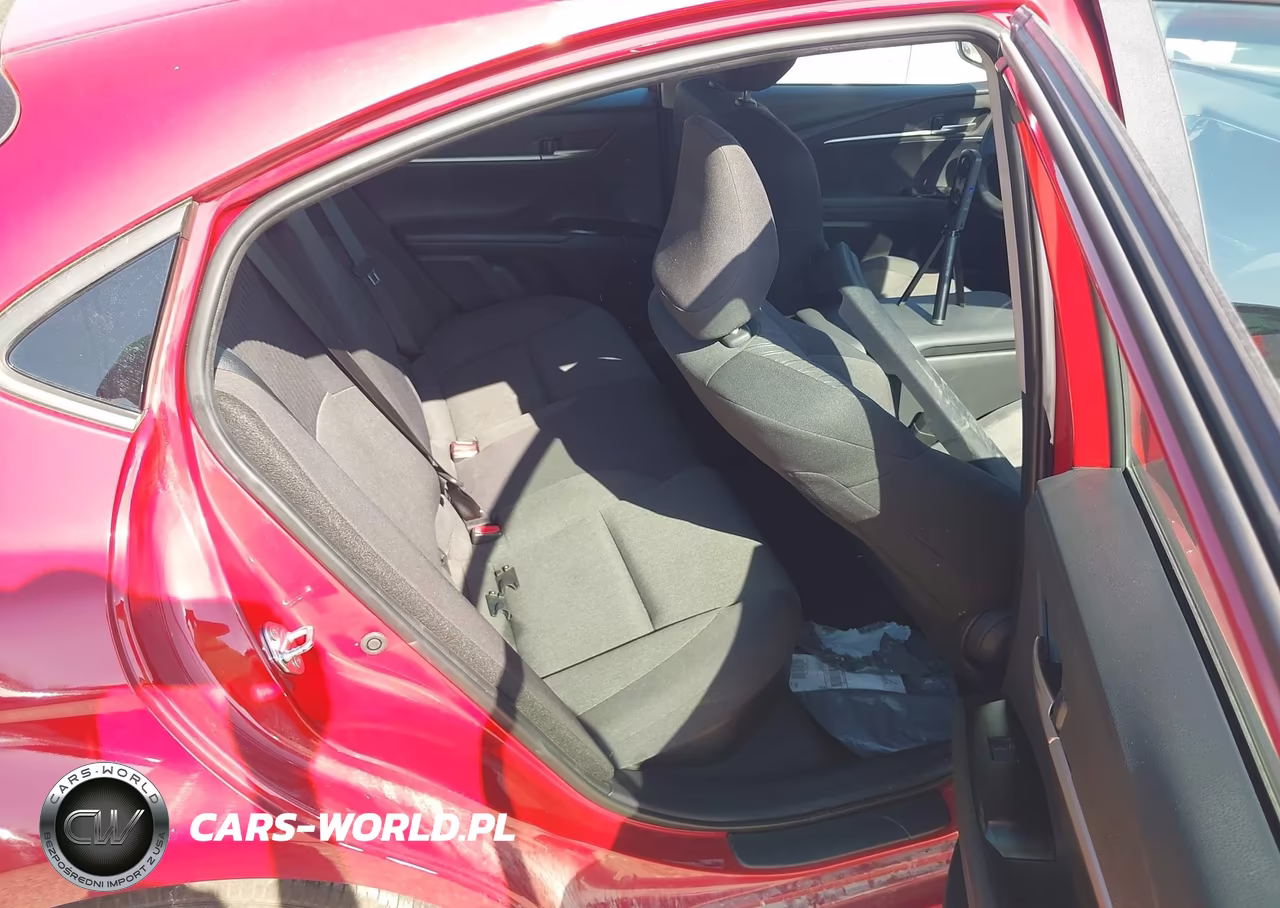 2025 Toyota Camry Le VIN:4T1DAACK5SU135662 - 8