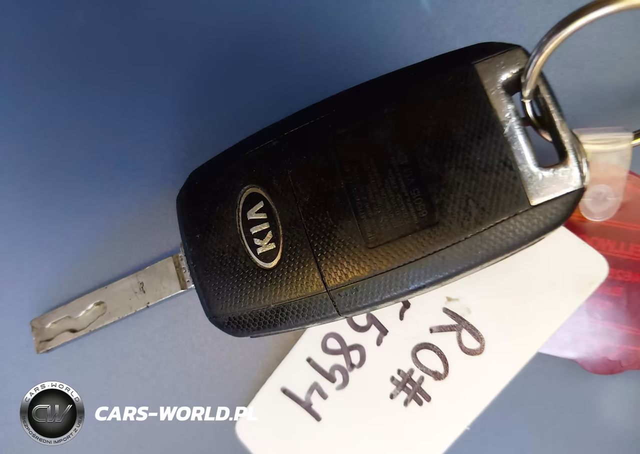 2016 Kia Optima Lx VIN:5XXGT4L39GG045756 - 11
