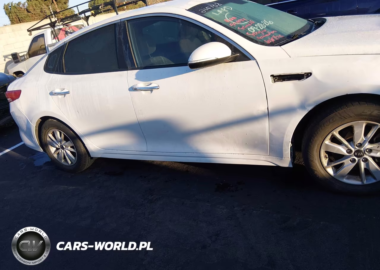 2016 Kia Optima Lx VIN:5XXGT4L39GG045756 - 13