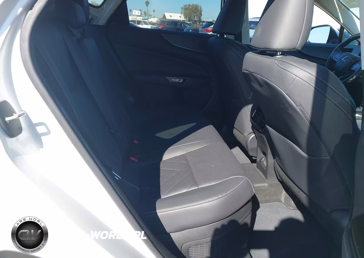 2024 Lexus Nx 450H+ Luxury VIN:JTJHKCFZ9R2025627 - 8