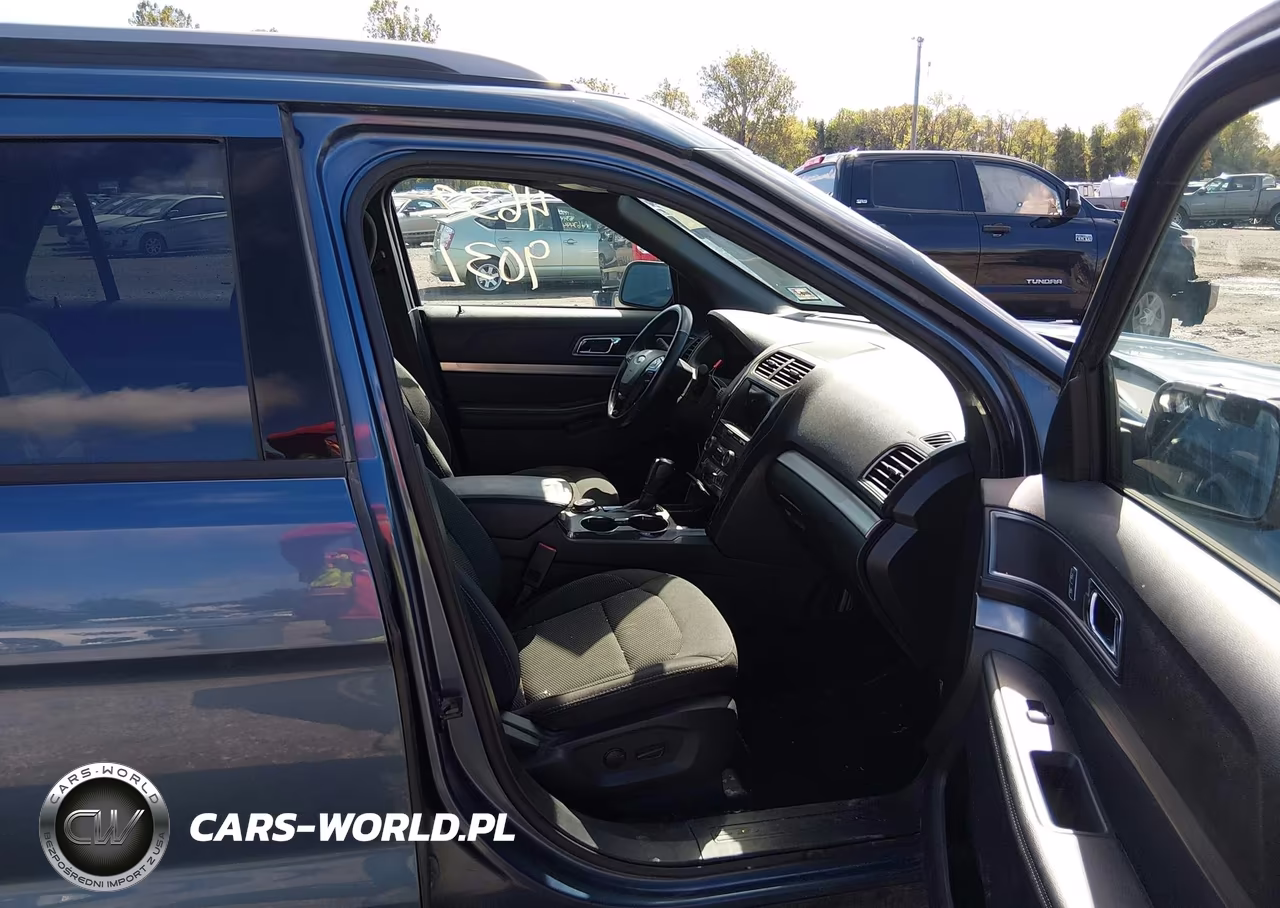 2019 Ford Explorer Xlt VIN:1FM5K8D87KGB00729 - 5