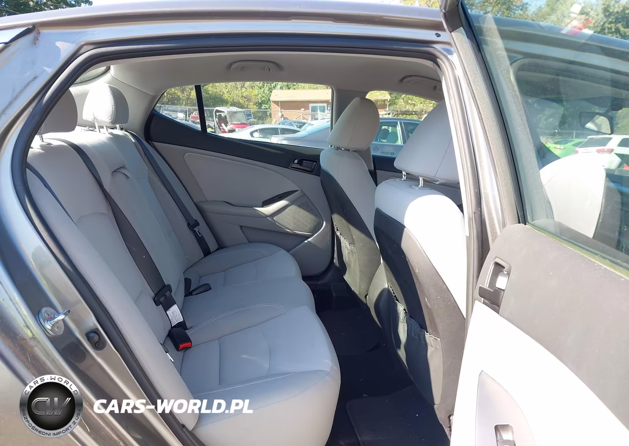 2012 Kia Optima Lx VIN:5XXGM4A71CG075279 - 8
